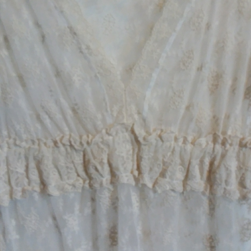 Blouse - Picture 2 of 5